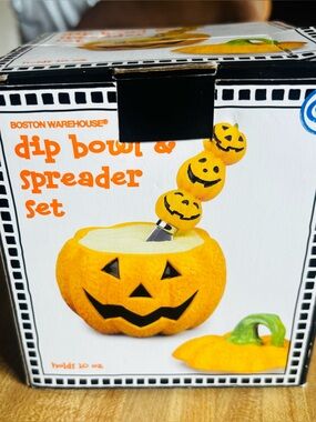 Boston Warehouse Halloween Pumpkin Dip Bowl & Spreader Set - Orange